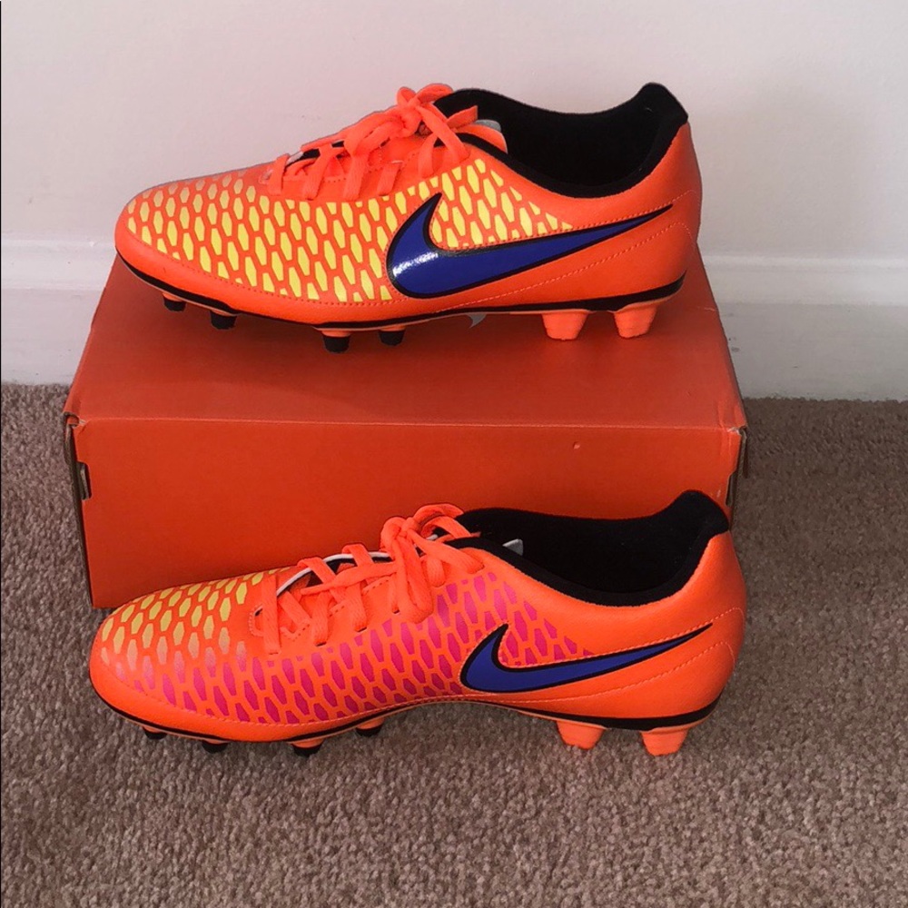 Nike magista cleats